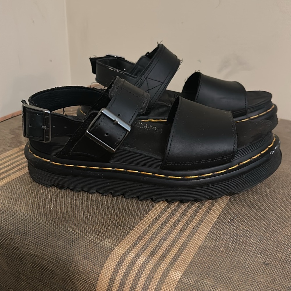 Dr martens soft wave sandals